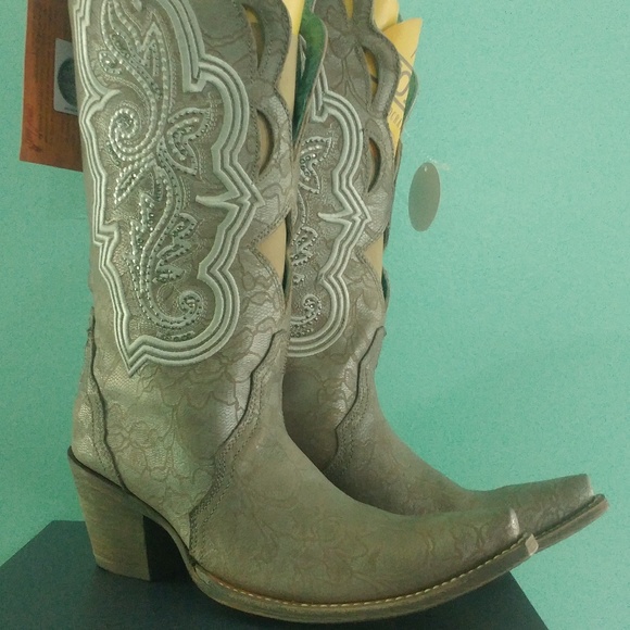 Buckle Boots - Picture 1 of 5